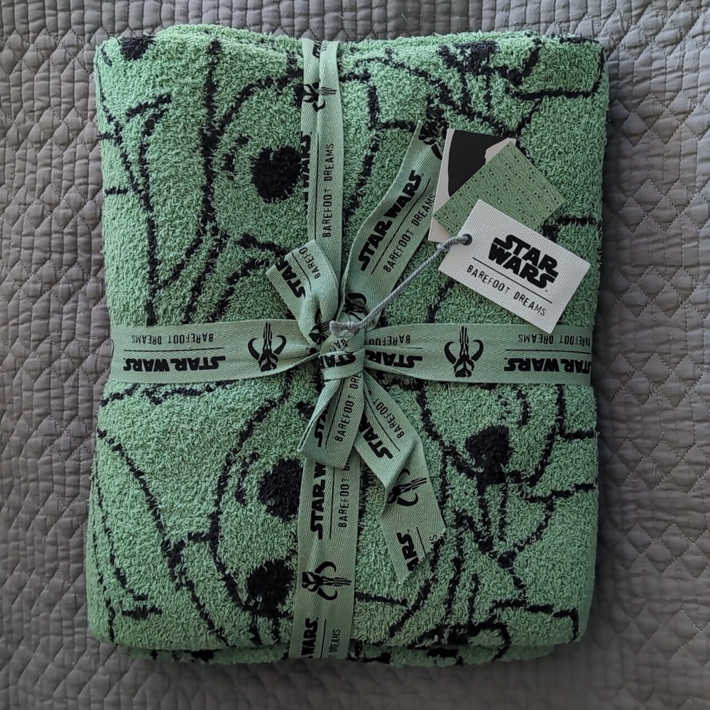 Barefoot Dreams Grogu Blanket